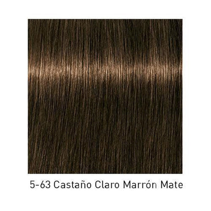 Tinte Schwarzkopf Igora Royal en caja, muestra el color y la textura de la tintura para cabello.