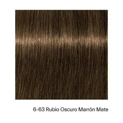 Tinte Schwarzkopf Igora Royal en tubo con coloración para cabello, textura cremosa y tono brillante.