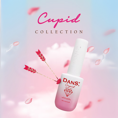 Esmalte Dans de la colección Cupid con diseño romántico en tonos suaves y acabado brillante.