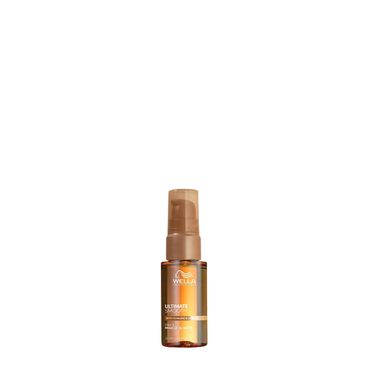 Aceite capilar nutritivo y protector térmico Ultimate Smooth Miracle Oil de Wella en botella de 30 ml, para cabello suave y brillante.