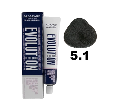 Tinte Evolution de Alfaparf en caja, con frasco y tubo de color, muestra la tintura para cabello en tonos rubios.