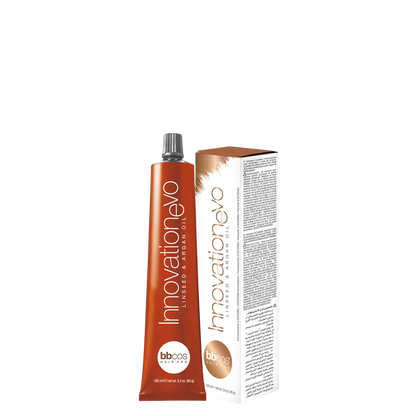 Tinte Innovation BBcos de la marca BBCOS en botella con tubo aplicador, mostrando el envase del producto para teñido capilar.
