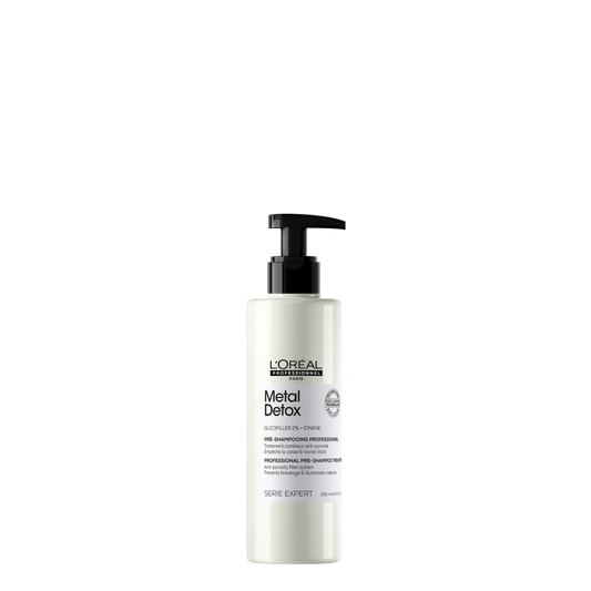 Envase de 250 ml del tratamiento Pre-Shampoo Anti-Porosidad Metal Detox de L'Oréal Professionnel Serie Expert, gel fortalecedor con Glicofiller para cabello poroso o teñido.