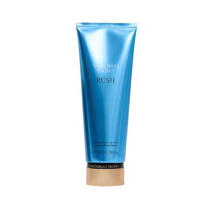 Crema corporal Victoria's Secret en frasco de 236 ml con textura suave y aroma delicado, lista para aplicar en la piel