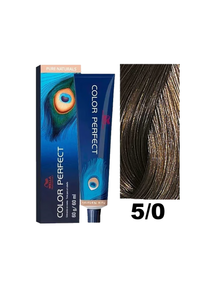 Tinte Wella Color Perfect 5.0 en caja con fórmula para cabello rubio natural y cobertura uniforme del color.