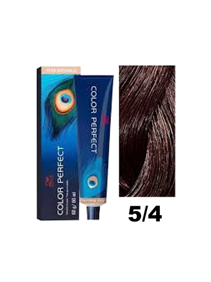 Tinte capilar Wella Color Perfect tono 5.4 en tubo con coloración uniforme y mechones de cabello rubio oscuro