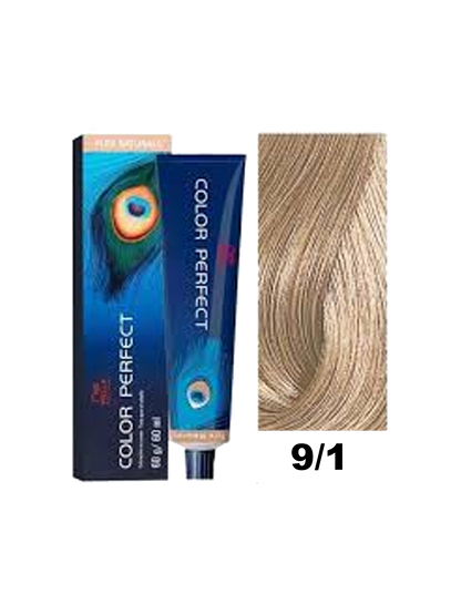 Tinte para cabello Wella Color Perfect en tono 9.1, botella con coloración rubia brillante, aplicado en cabello saludable y brillante
