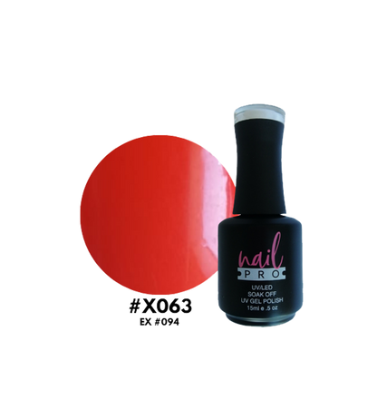 Esmalte Nail Pro X001-X083 en frasco, con acabado brillante y color vibrante, para uñas en estilo profesional.