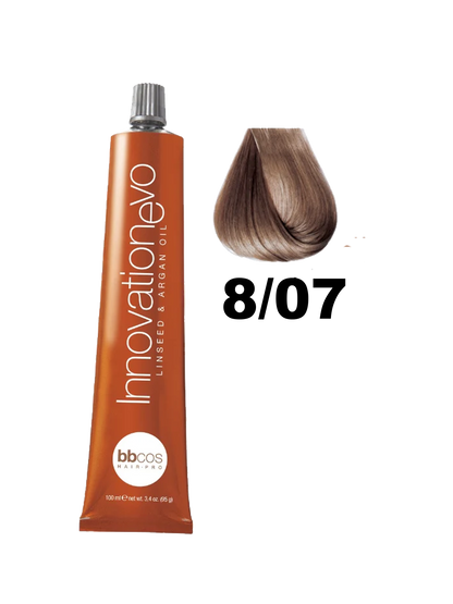 Tinte Innovation BBcos de BBCOS en tubo con coloración para cabello, muestra el tono y textura del producto.